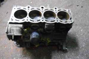 блок двигателя 3S-FE TOYOTA NOAH SR50 (Тойота Ноах )