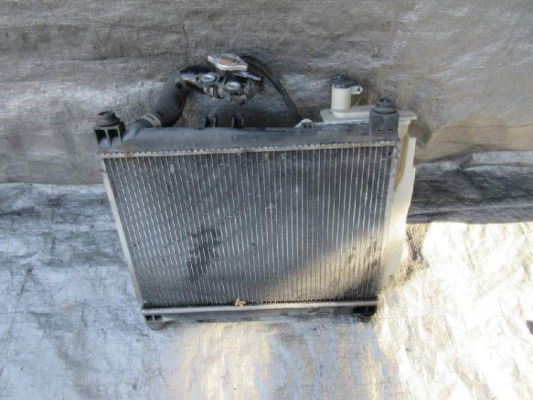 Радиатор двигателя  1nz TOYOTA PROBOX NCP58  (Тойота Пробокс)