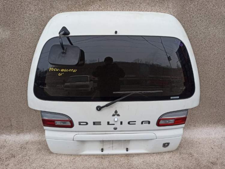 Дверь пятая на MITSUBISHI DELICA PD6W БЕЛЫЙ2