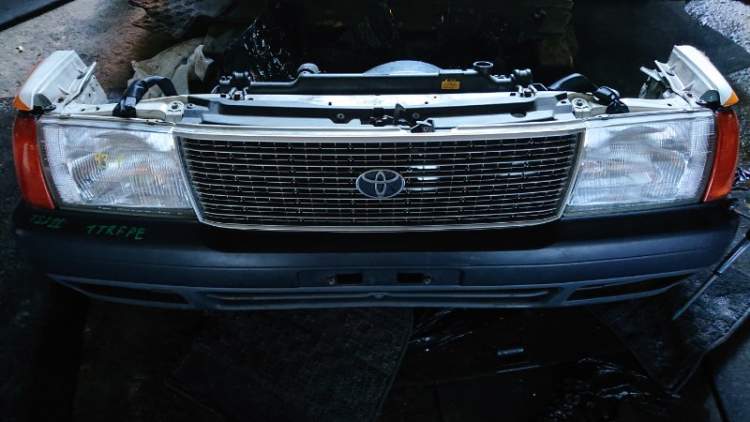 Ноускат TOYOTA CROWN TSS11 (Тойота Краун ) белый
