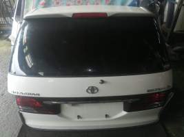Дверь пятая   TOYOTA ESTIMA MCR40  (Тойота Эстима) перламутр