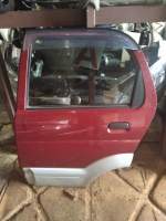 Дверь   TOYOTA CAMI J122G  (Тойота Ками) красный Задн Лев